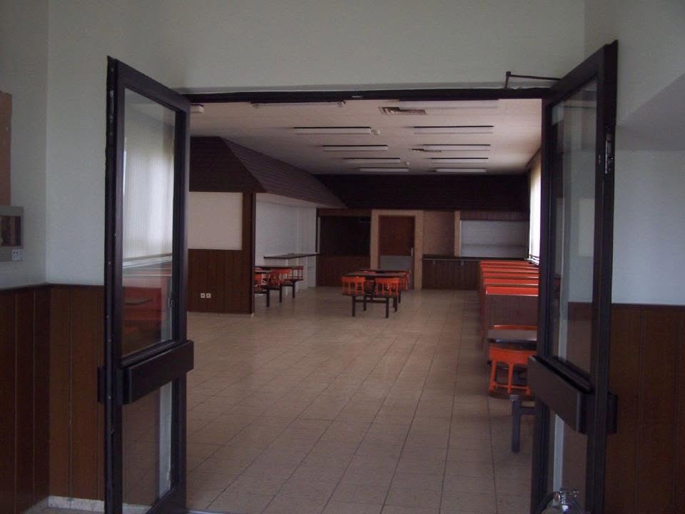 Germersheim Inside snack bar 12-04  (shared by Chris Brace)