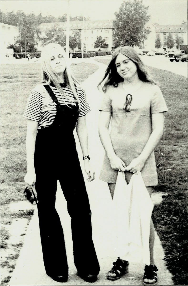 Cathy Casey & Leslie Cale - 1973?  (shared by Less Cale)