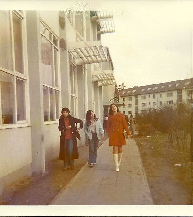 — with Marina Day and Diana Diaz Fajardo.  (shared by Less Cale)
