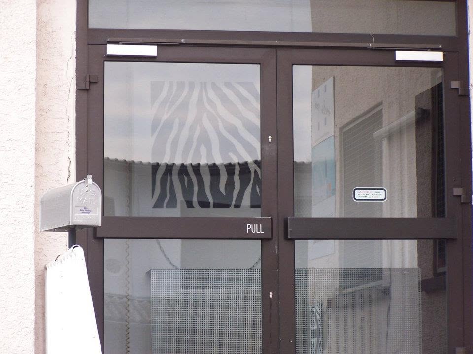 Former entrance to new shoppette 12-04  (shared by Chris Brace)